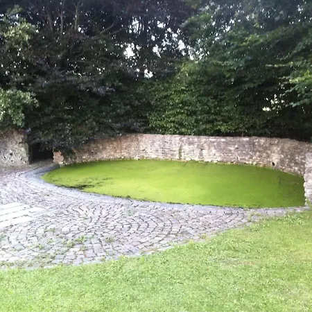 Idyllisches Haus Mir Riesigem Garten Auf Dem Land Appartement *